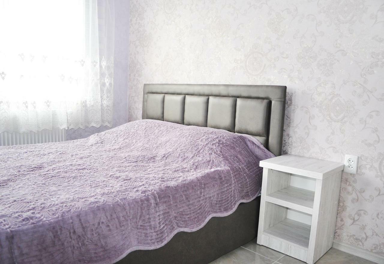Імперія Otaci Exterior foto