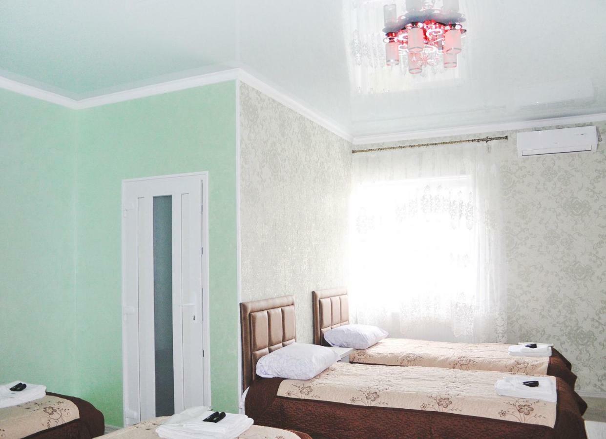 Імперія Otaci Exterior foto