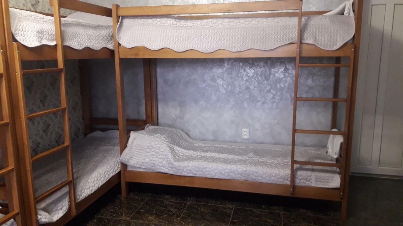 Імперія Otaci Exterior foto
